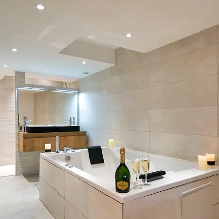 La Numero 1 * Καρκασόν